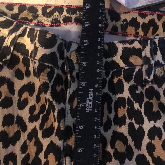 Kate Spade  size 32 Leopard stretch skinny “ play hooky”SATURDAY NIGHT - Picture 6 of 16